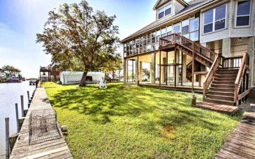 New Orleans Waterfront Home