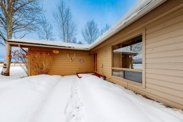 The Majestic Mountain Views Condo