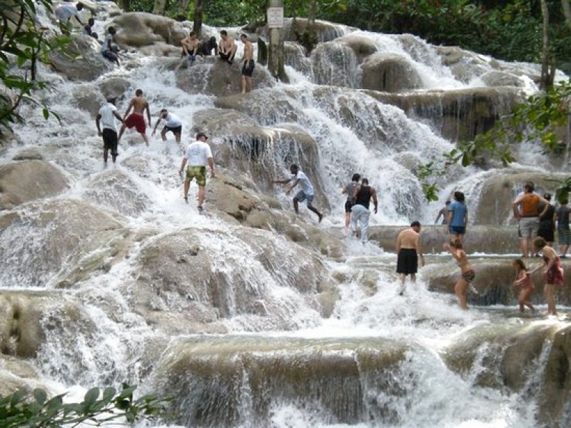 Climbing Dunn’S River Falls