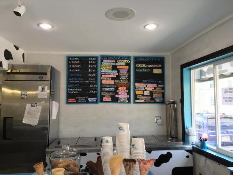 Holy Cow Ice Cream Cafe
