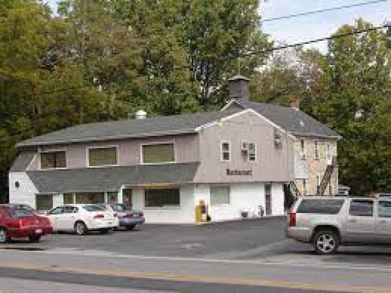 Foot of the Mountain Restaurant